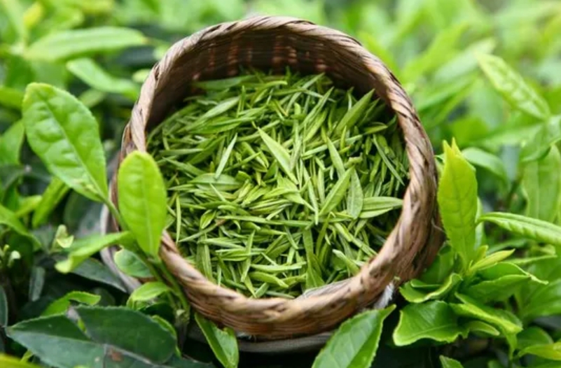 Tea Polyphenols: A Natural Green Preservative